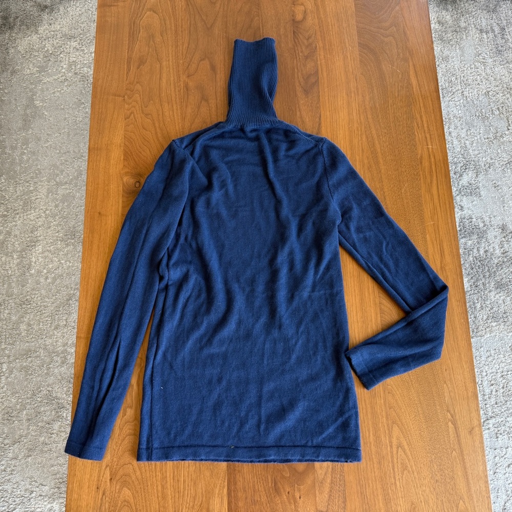 Women's Navy Blue 100% Cashmere Turtleneck Sweater Size S / M